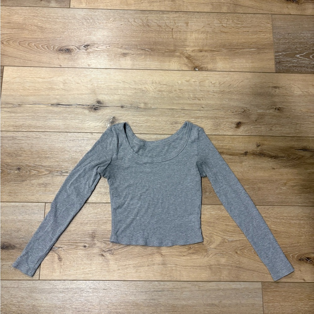 Elegant Gray Long Sleeve Women's Top